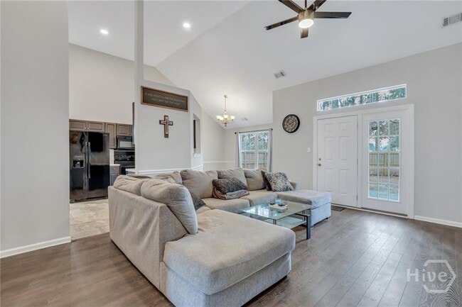 Foto del edificio - 179 Salt Landing Cir