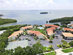 Building Photo - 1515 Pinellas Bayway S
