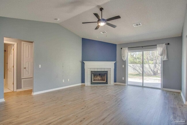 Building Photo - 3024 Myrshine Dr