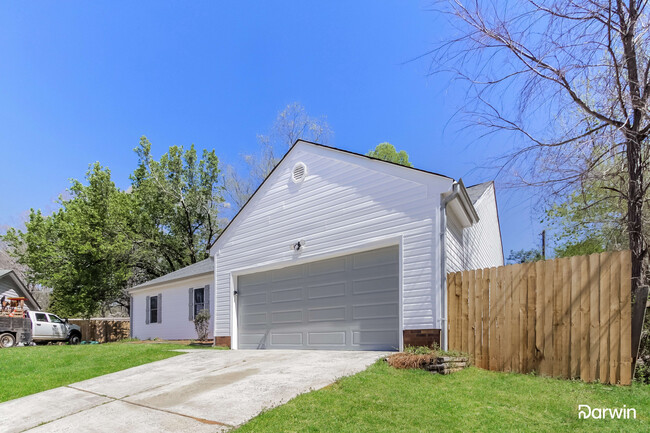 Building Photo - 7441 Ginger Spice Ln