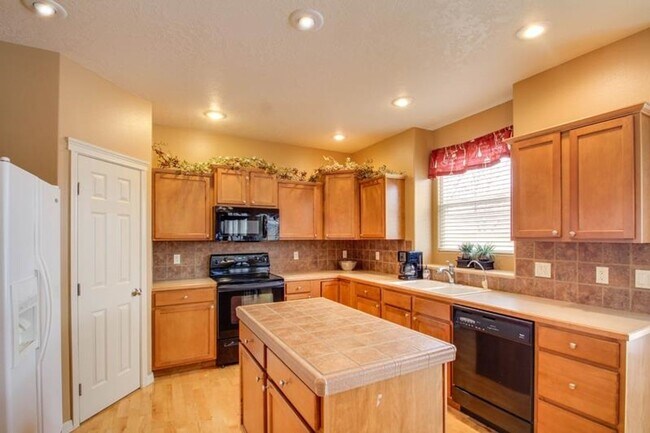 Foto del edificio - 4 Bedroom Home - Meridian