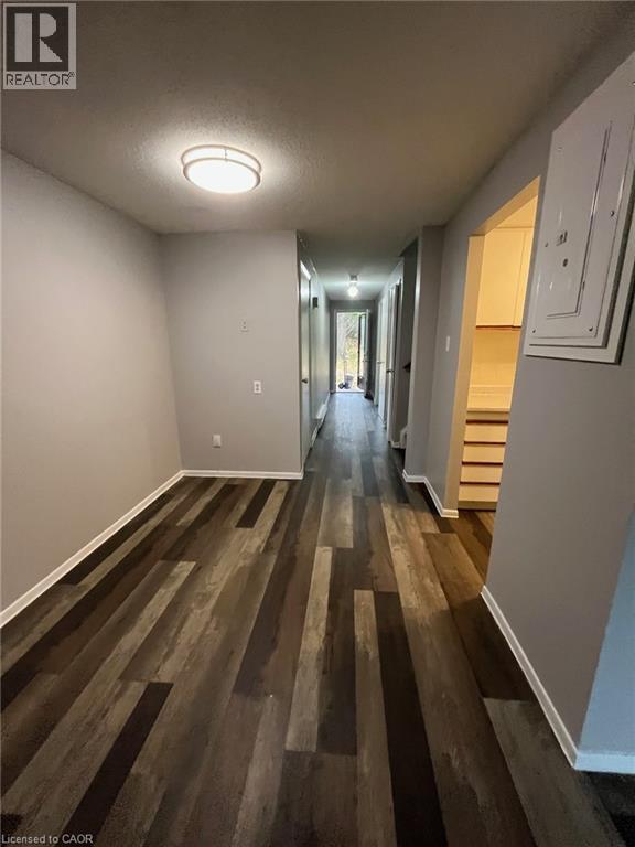 Photo du bâtiment - 1200 Courtland Ave E