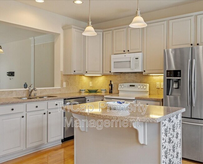 Foto del edificio - 2746 Laurel Cherry St