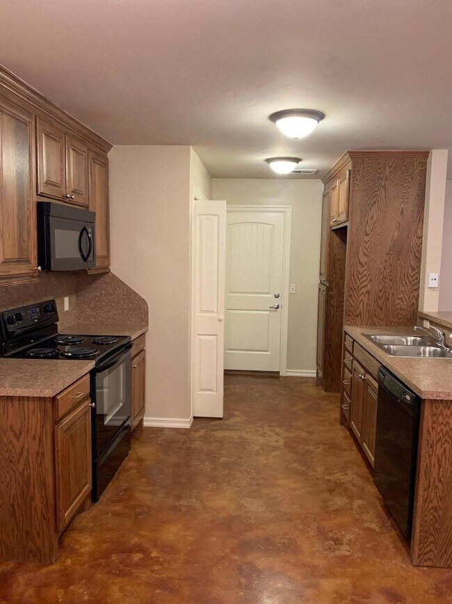 Foto del edificio - 333 Sterling Pointe Way