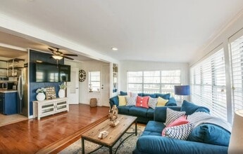 Building Photo - 610 Fort Velasco Dr