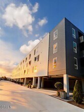 Building Photo - 18900 Parthenia St