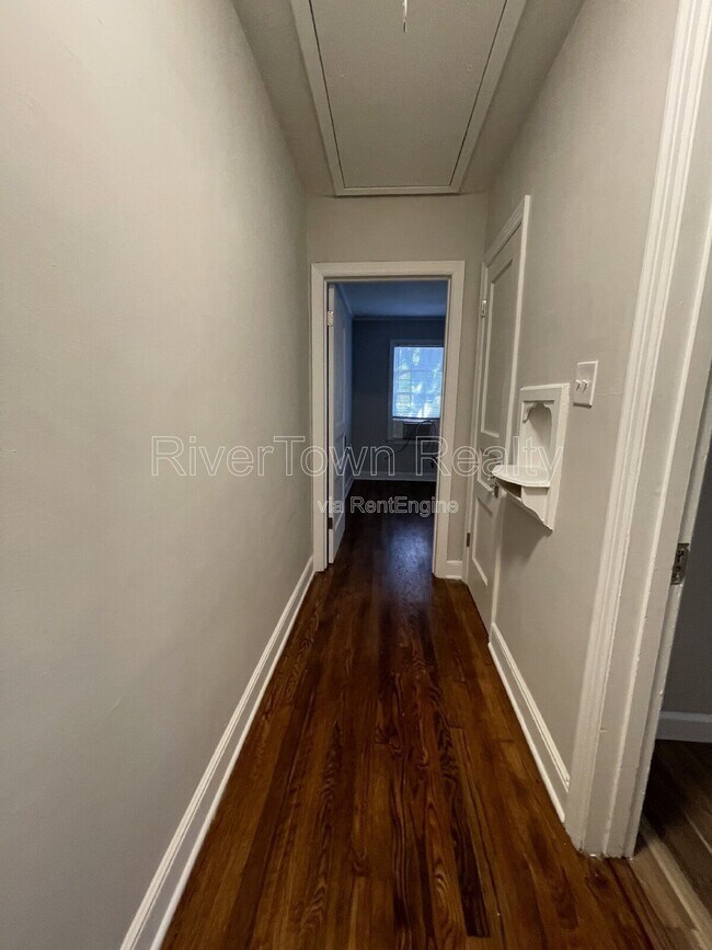 Foto del edificio - 3583 Watauga Ave