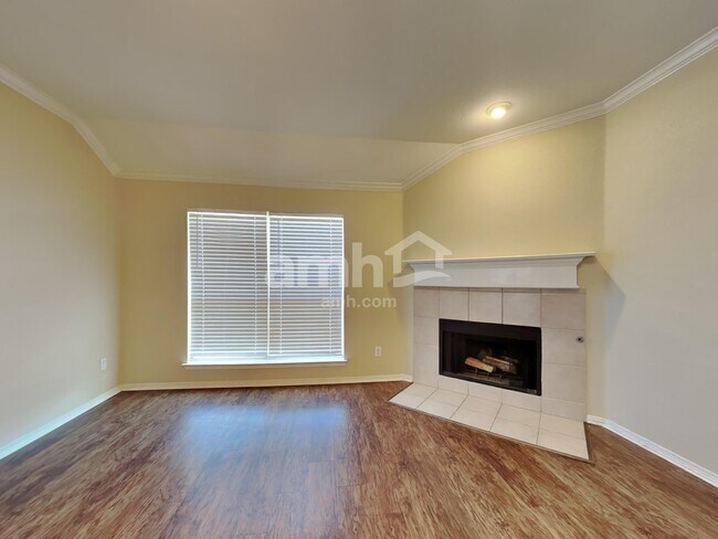 Building Photo - 4525 Embercrest Ln