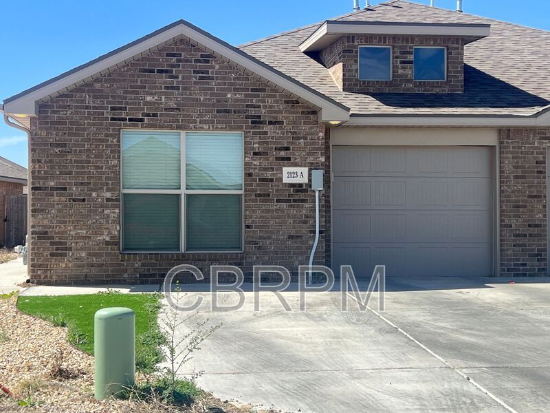 Foto del edificio - 2123 N Texas Ave