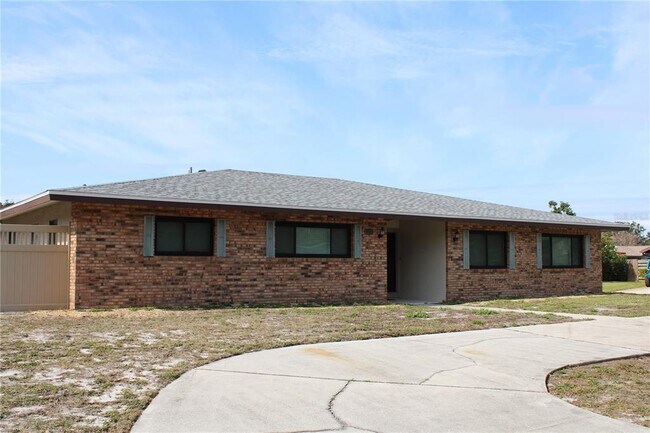 Foto del edificio - 212 Hillcrest Dr