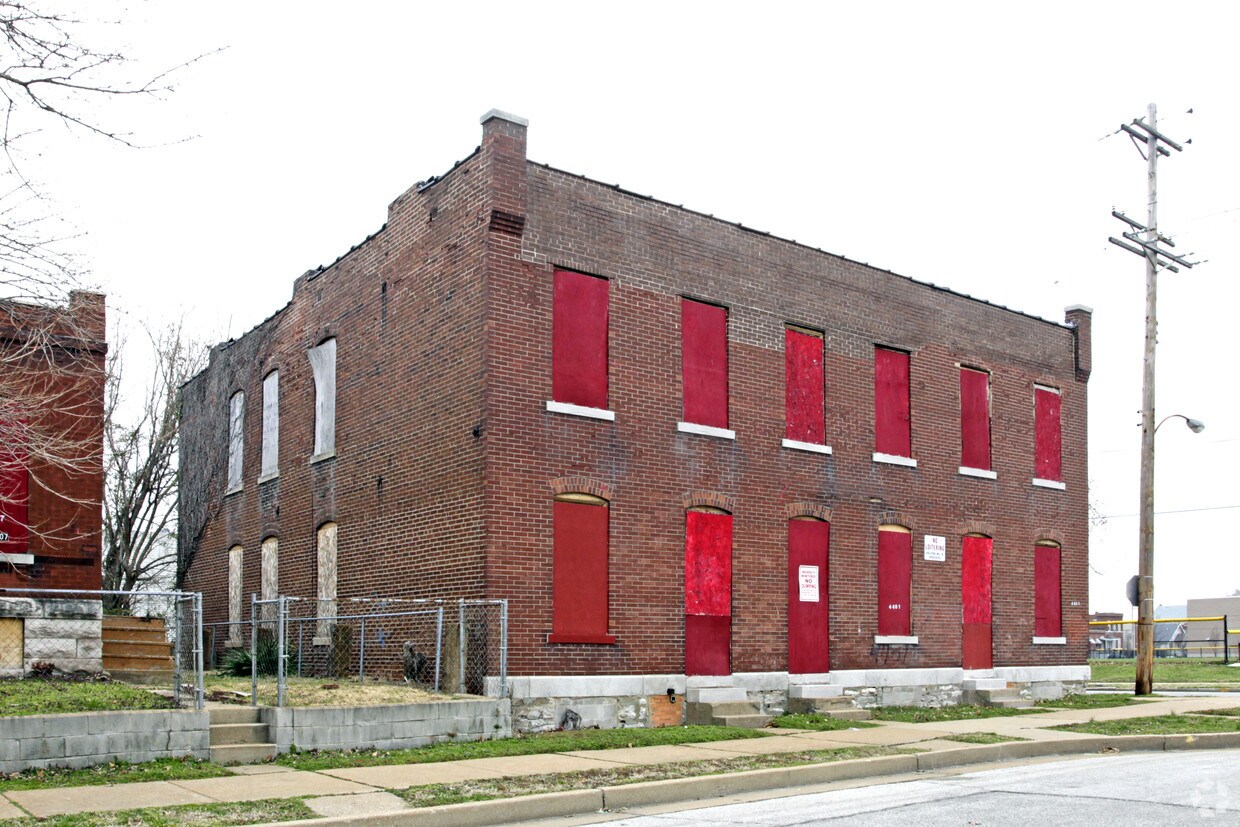 Primary Photo - 4401-4405 Vista Ave