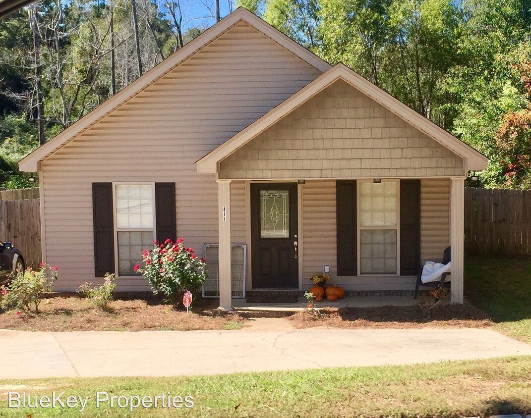 411 S Wallace Dr, Troy, AL 36081 House Rental in Troy, AL
