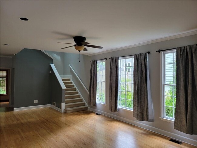 Foto del edificio - 502 Oakdale Rd NE