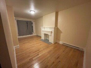 Building Photo - 1110 W Allen St