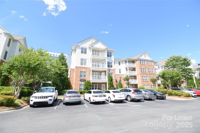 Building Photo - 14945 Santa Lucia Dr