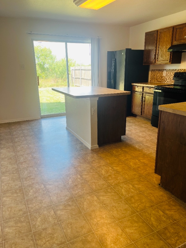 Foto del edificio - 1737 Vineridge Ln