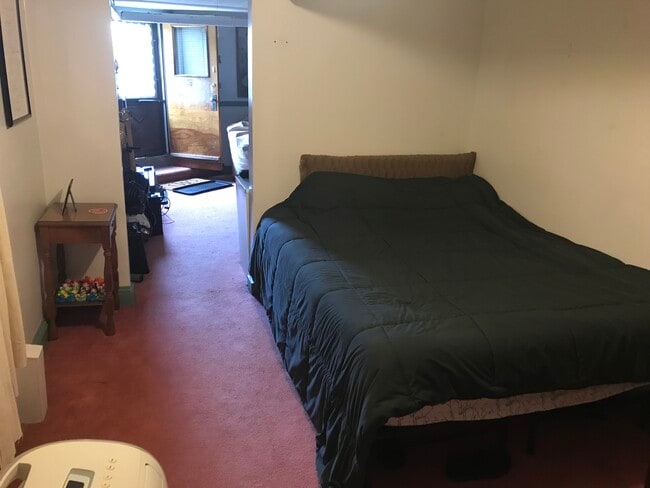 Building Photo - 29 Cameron Ave