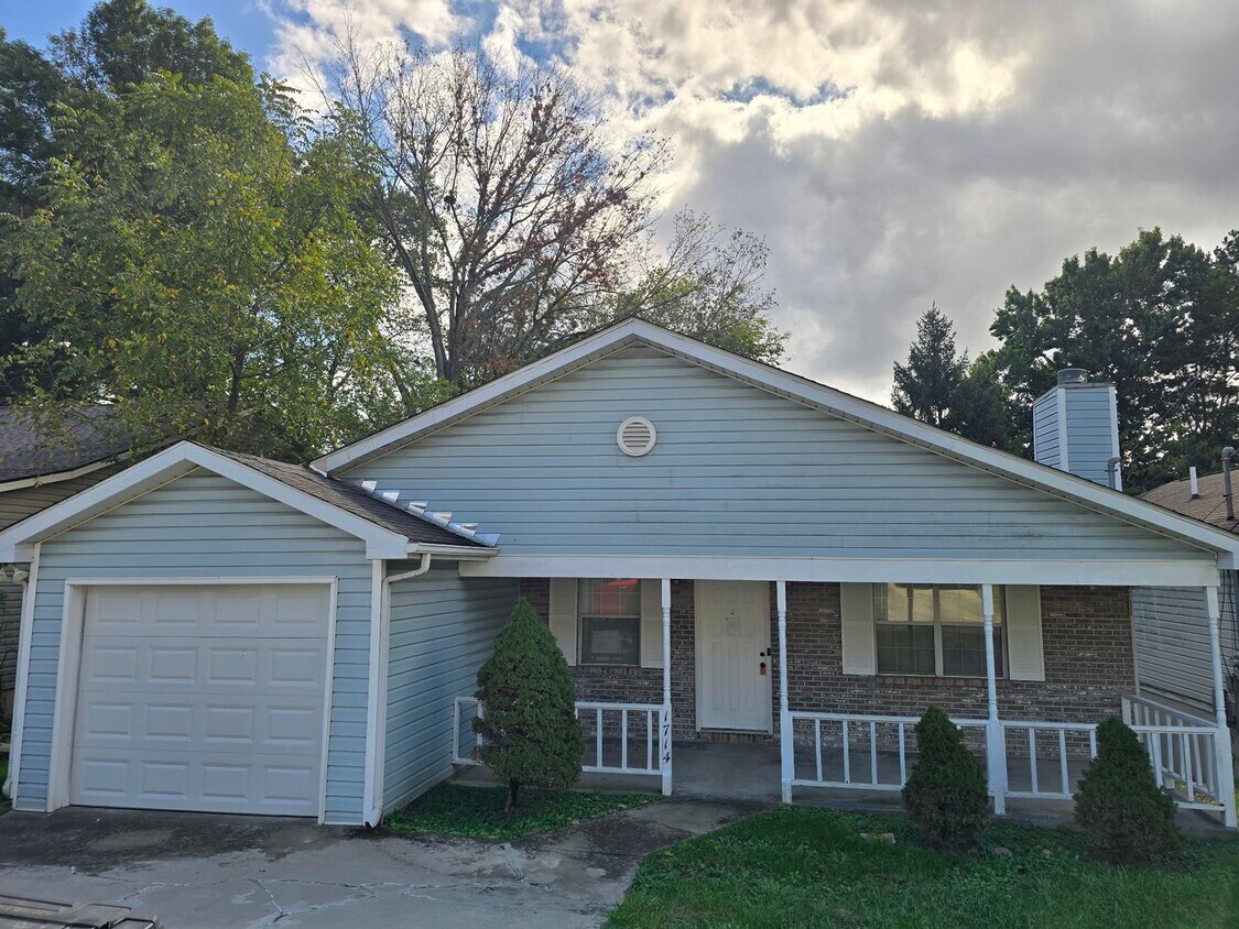 Knoxville 37931 - 3 bedroom, 2 bath home w... - Knoxville 37931 - 3 bedroom, 2 bath home w...