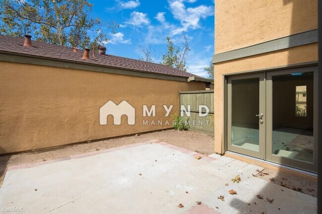 Building Photo - 4 br, 2 bath House - 10678 Caminito Derecho