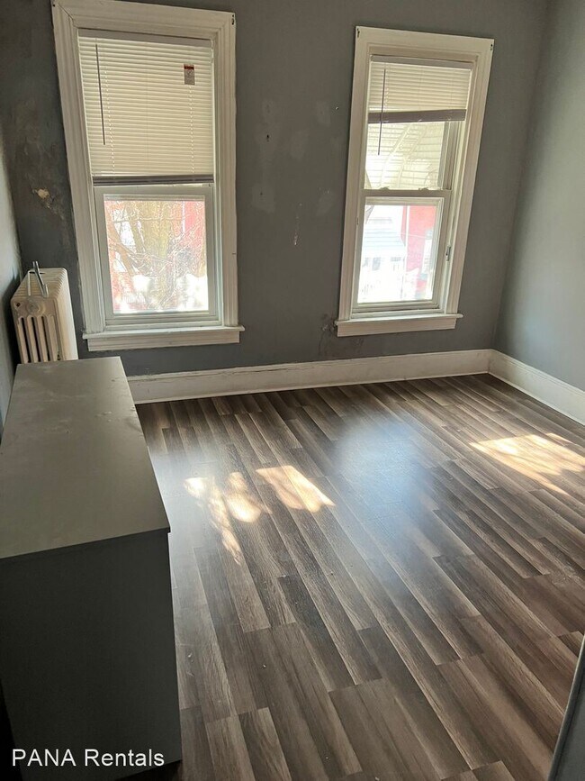 Foto del edificio - 3 br, 1.5 bath House - 1015 Green Street