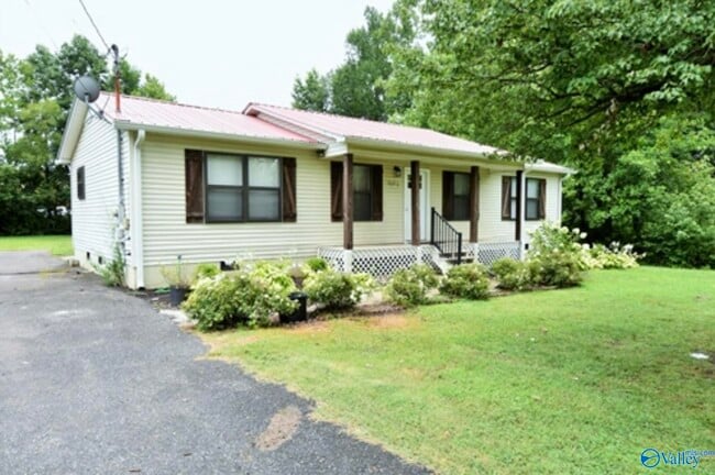 Foto del edificio - 2020 Ridge Crest Dr