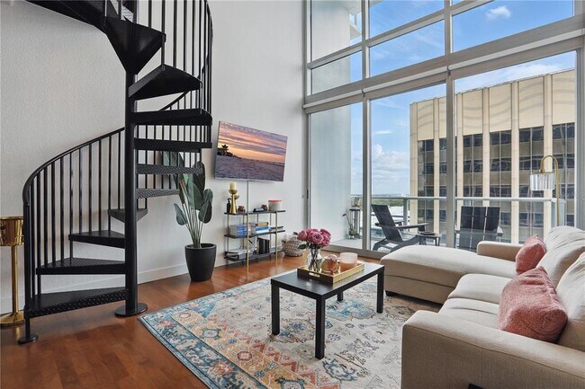 Foto del edificio - 150 E Robinson St