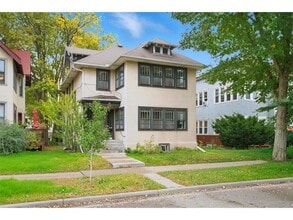 Building Photo - 3237 Lyndale Ave S