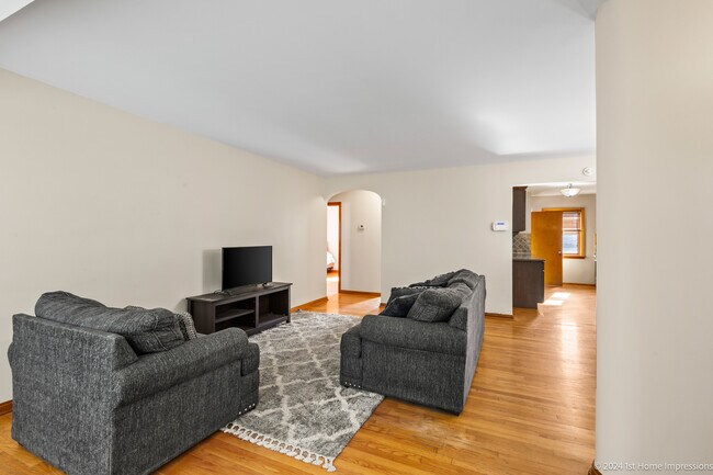 Foto del edificio - 18531 Marshfield Ave