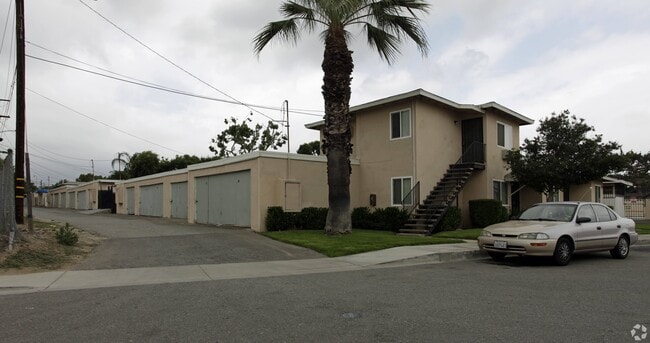 Building Photo - Pinehurst Villa