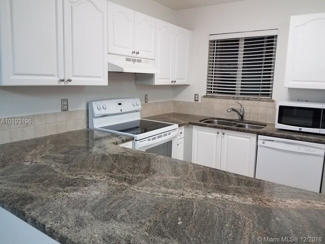 Foto del edificio - 6235 SW Kendale Lakes Cir