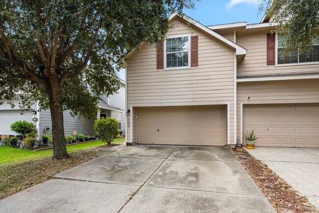 Foto del edificio - 14323 Mirkwood Ln