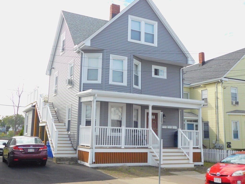 375 Shirley St Unit 1, Winthrop, MA 02152 Room for Rent in Winthrop