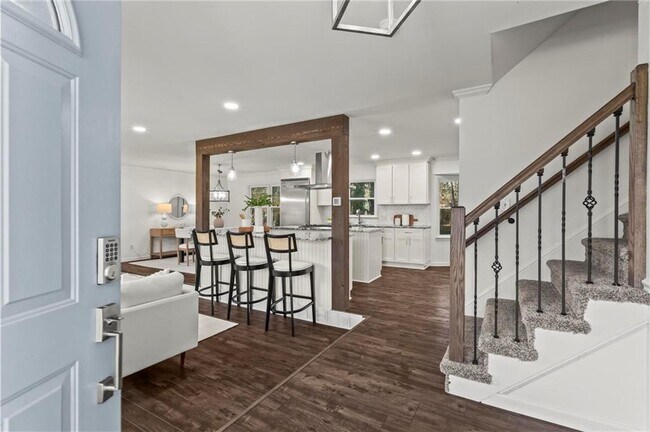 Foto del edificio - 1106 Aurora Ct
