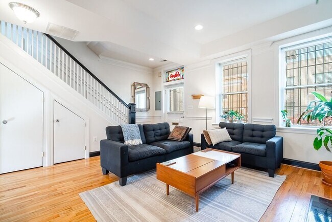 Foto del edificio - 1448 Oak St NW
