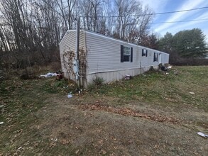 Building Photo - 222 Farmington Rd