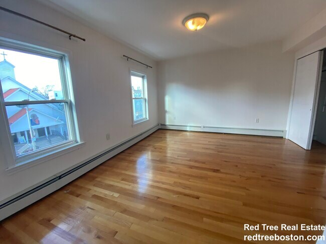 Foto del edificio - 652 Dorchester Ave
