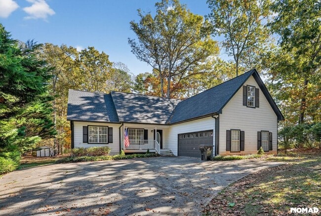 Building Photo - 198 Lakeview Dr