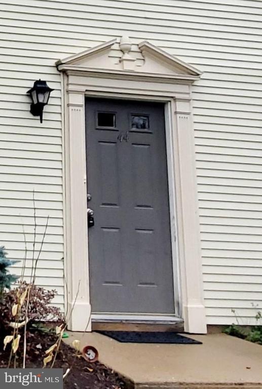 Building Photo - 44 O'Neill Ct