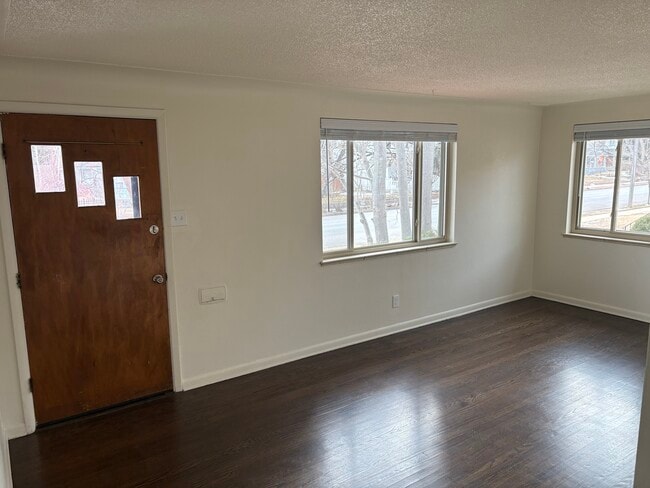 Building Photo - 2611 S Logan St