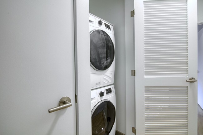 Building Photo - 3421 Rue Durocher