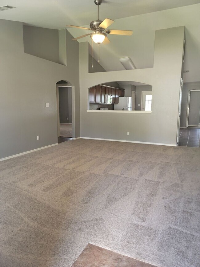 Foto del edificio - Beautiful 4 Br for Rent in Van Buren!! Com...