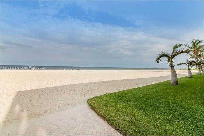Primary Photo - 5450 N Ocean Blvd