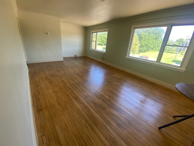 Foto del edificio - 505 Ridge Rd