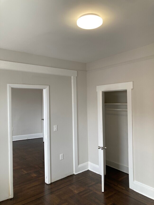 Master Bedroom - 34 North Ave W