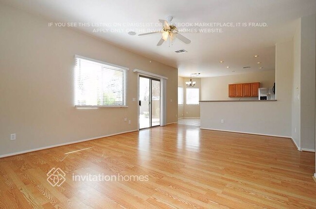Foto del edificio - 3645 W Jacksonville Dr