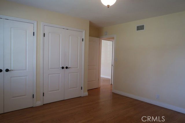 Building Photo - 1419 E Madison Ave