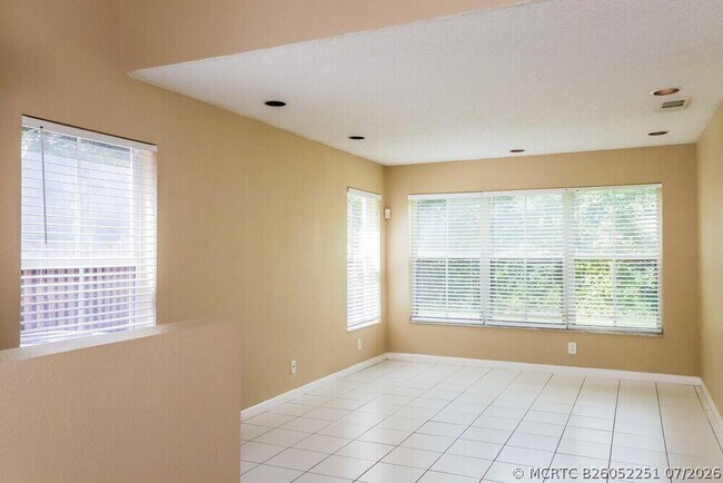 Foto del edificio - 3275 W Buena Vista Dr