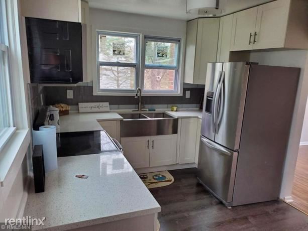 Building Photo - 3 br, 1 bath House - 963 Grandview Avenue W