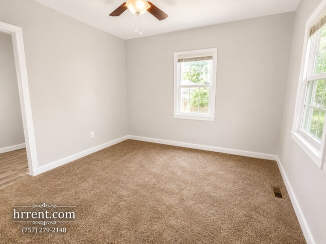 Building Photo - Newly Renovated 2 Bedroom 1 Bathroom Single Family Home located in the Greater Wythe area of Hamp...