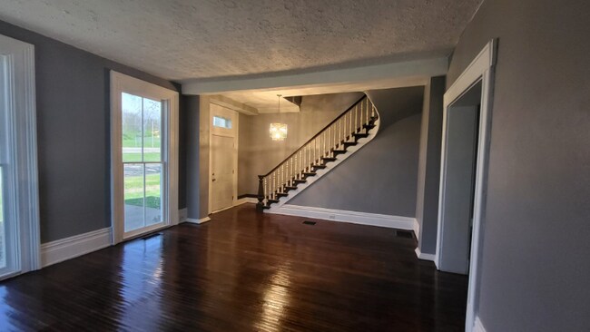 Foto del edificio - 10 Kirk Ave